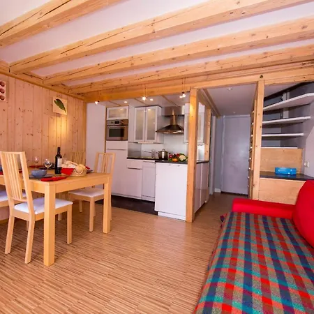 Sainte-foy-l'argentiere Sleeps 5 아파트 *
